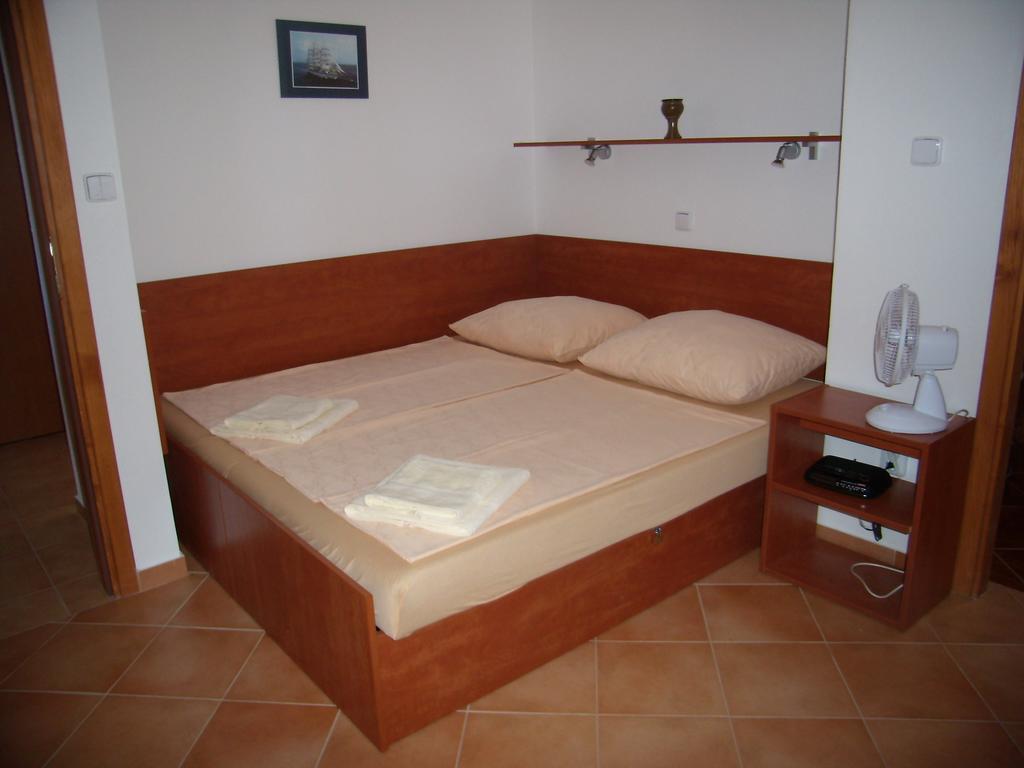 Apartments Sunce Brna Pokoj fotografie